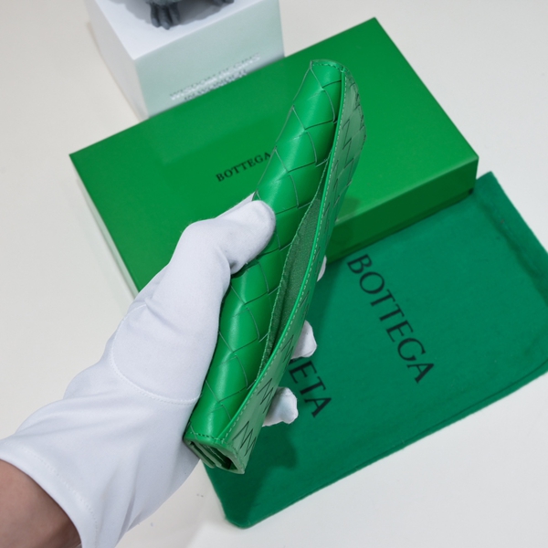 ボッテガヴェネタ財布コピー内部構造